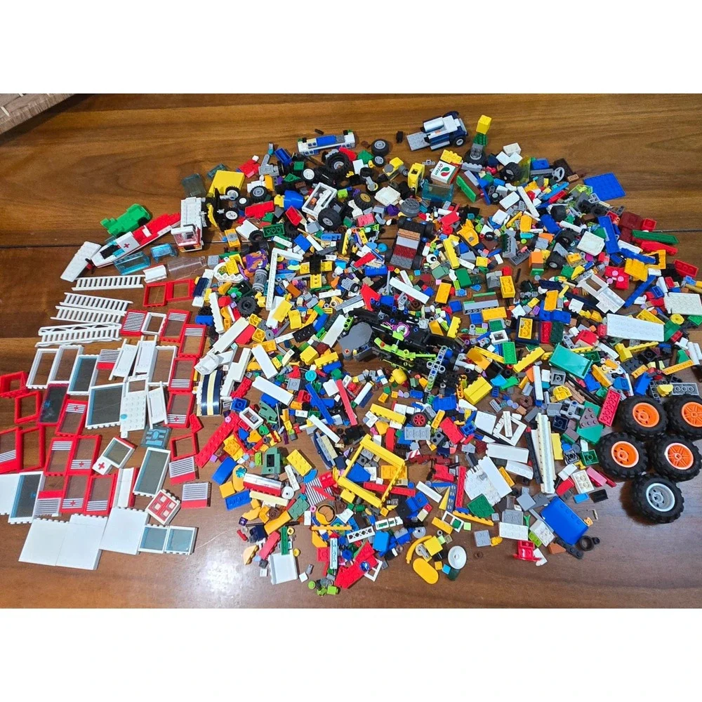 Lego Bulk Lot 4.5lbs Mixed Bricks Wheels Windows Ladders City Technic Parts